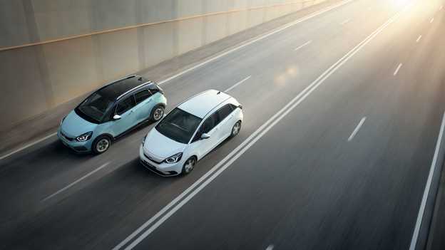 Honda Jazz e Honda Crosstar guidate fianco a fianco