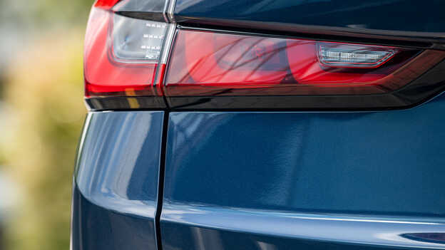 Estremità della coda del SUV Honda Hybrid