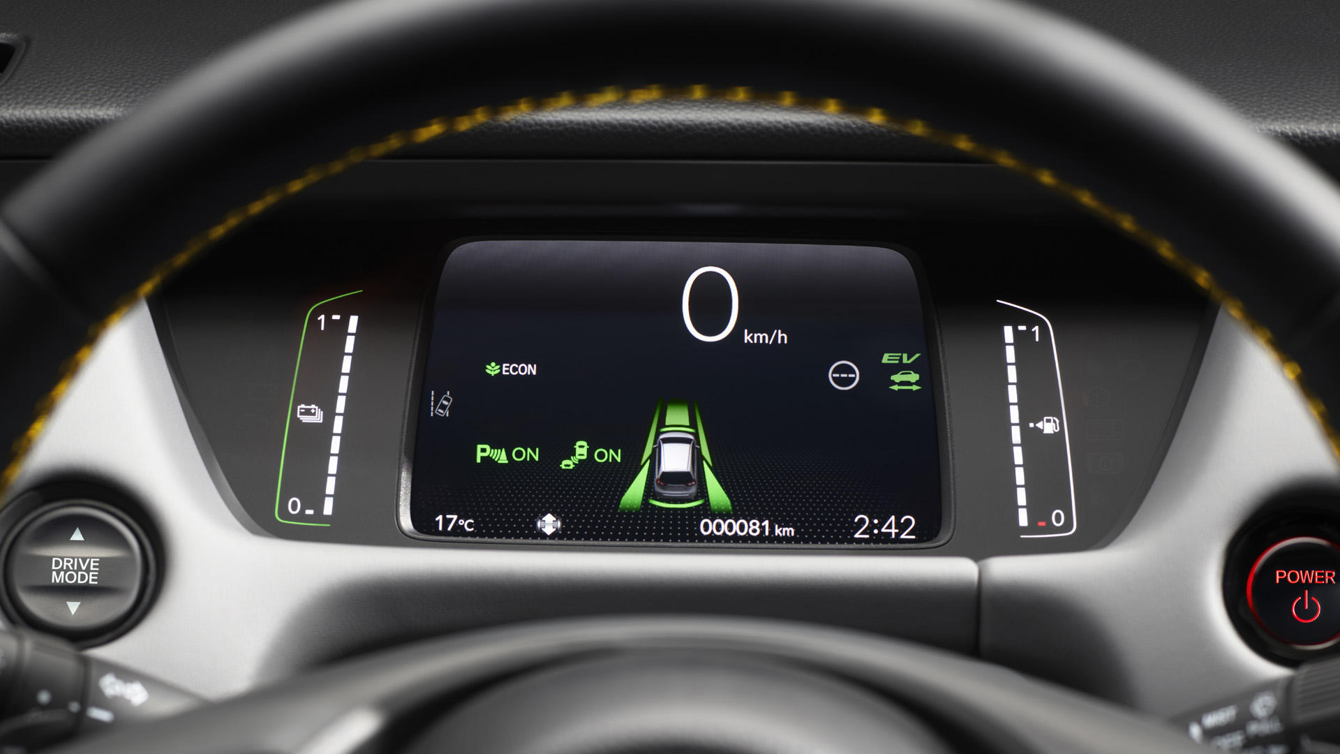 Primo piano del sistema Honda SENSING all'interno della Jazz Hybrid.