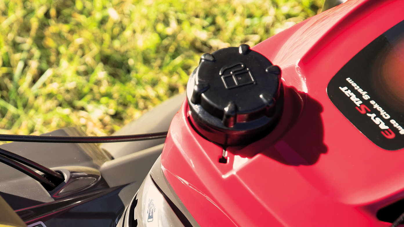 Tosaerba Honda HRX, tappo per il rifornimento carburante.