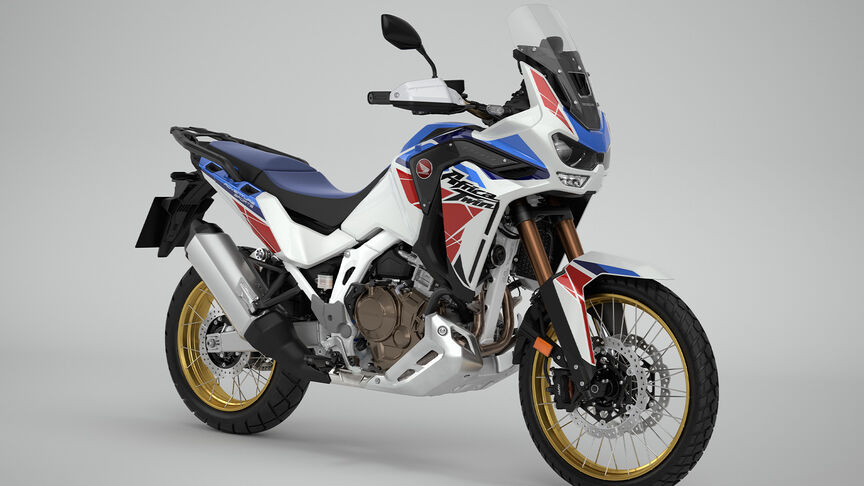 Vista di tre quarti anteriore destra di Honda CRF1100 Africa Twin in studio