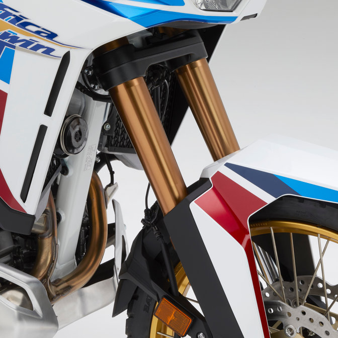 Honda Africa Twin Adventure Sports, zoom sulla sospensione anteriore