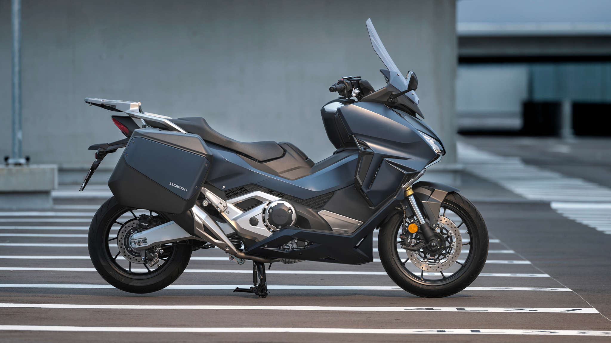 honda forza 750 consumi