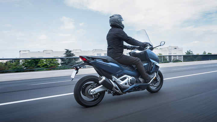 honda scooter 750 forza
