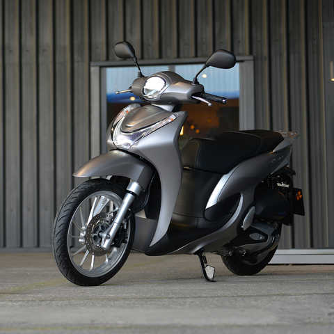 Panoramica – SH Mode 125 – Scooter – Gamma – Moto – Honda