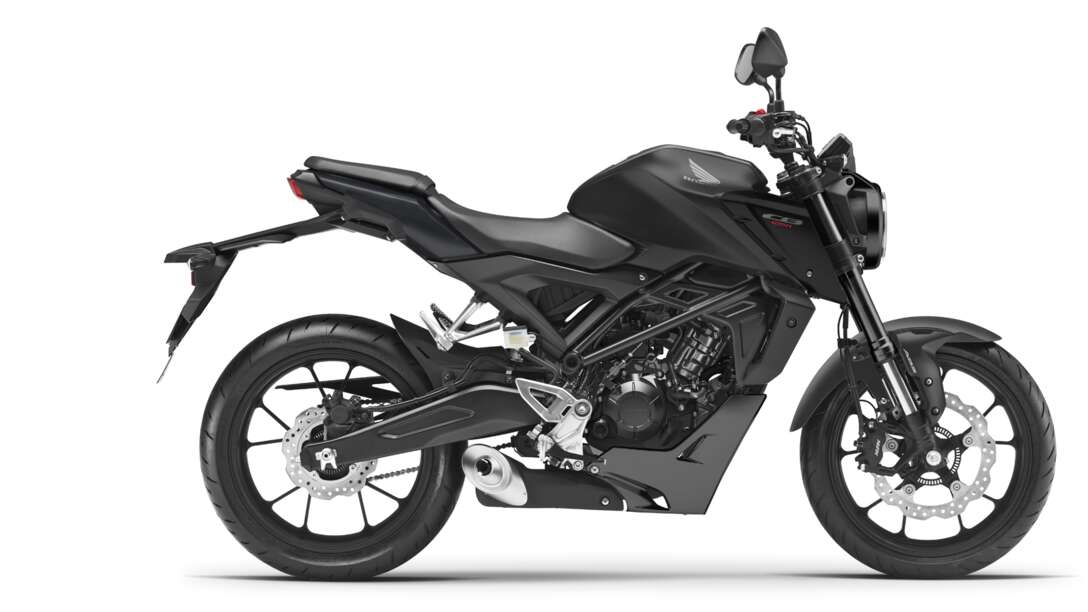 Honda CB125R, lato destro, scatto in studio, moto nera