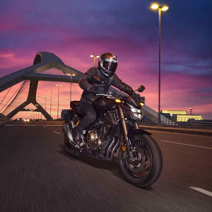 CB500F - LIBERA IL RIDER CHE È IN TE