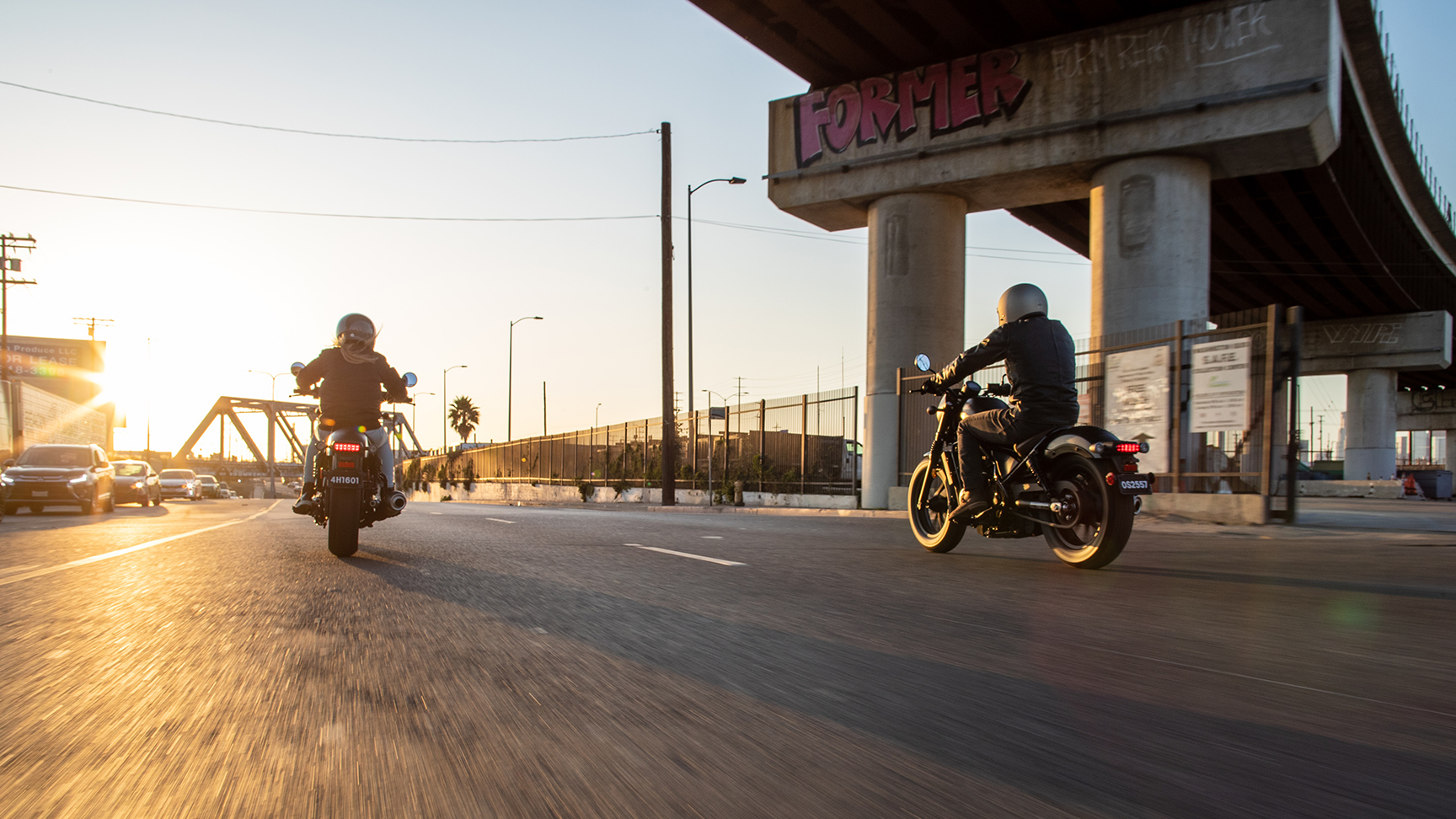 CMX500 Rebel con pilota e passeggero