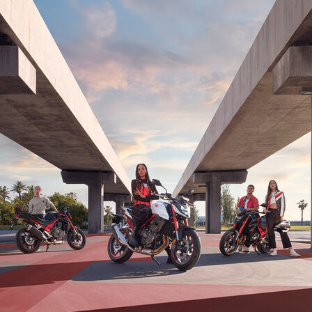 Honda CB750 Hornet sul posto con nuovo motore