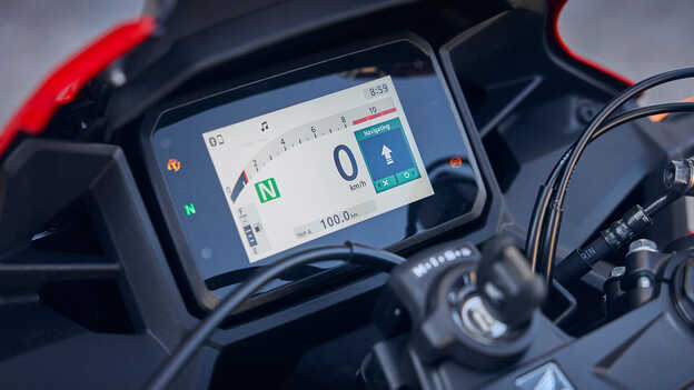 Connettività per smartphone con navigazione di Honda CBR500R