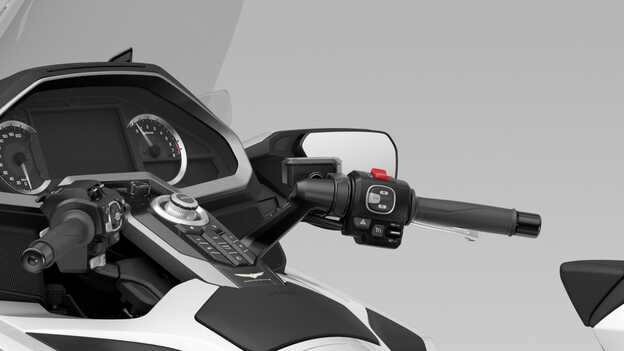 Honda Gold Wing Tour, Honda Selectable Torque Control (HSTC)