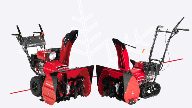 2 spazzaneve Honda, inquadratura di tre quarti.