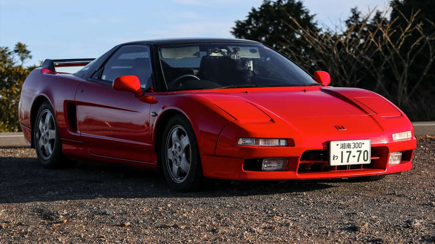 Visuale di tre quarti di Honda NSX Prima Generazione del 1990