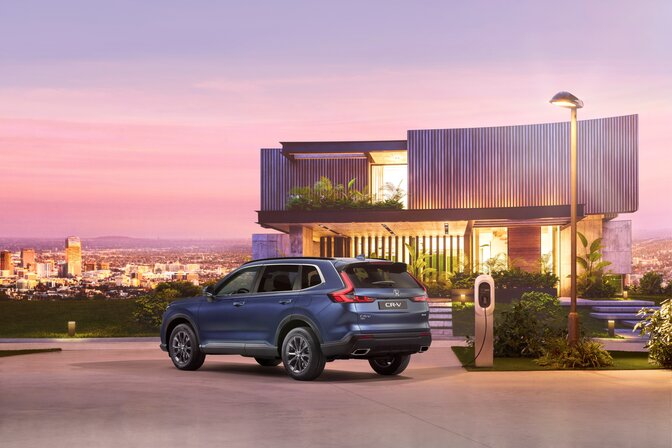 Nuovo Honda CR-V e:HEV Full Hybrid