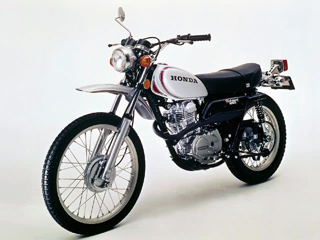 Honda prototipo 335 alla prima gara di Kumine, agosto 1971